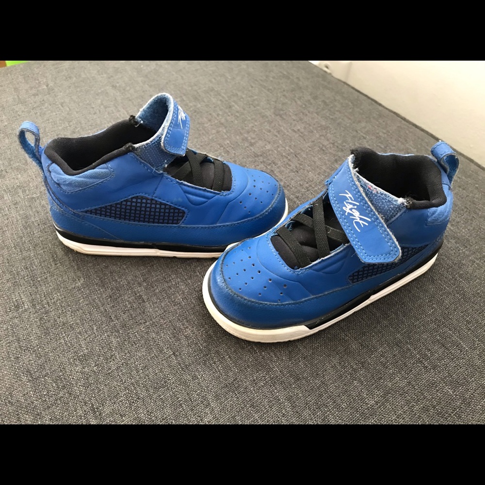 Jordan’s Boys Sneakers